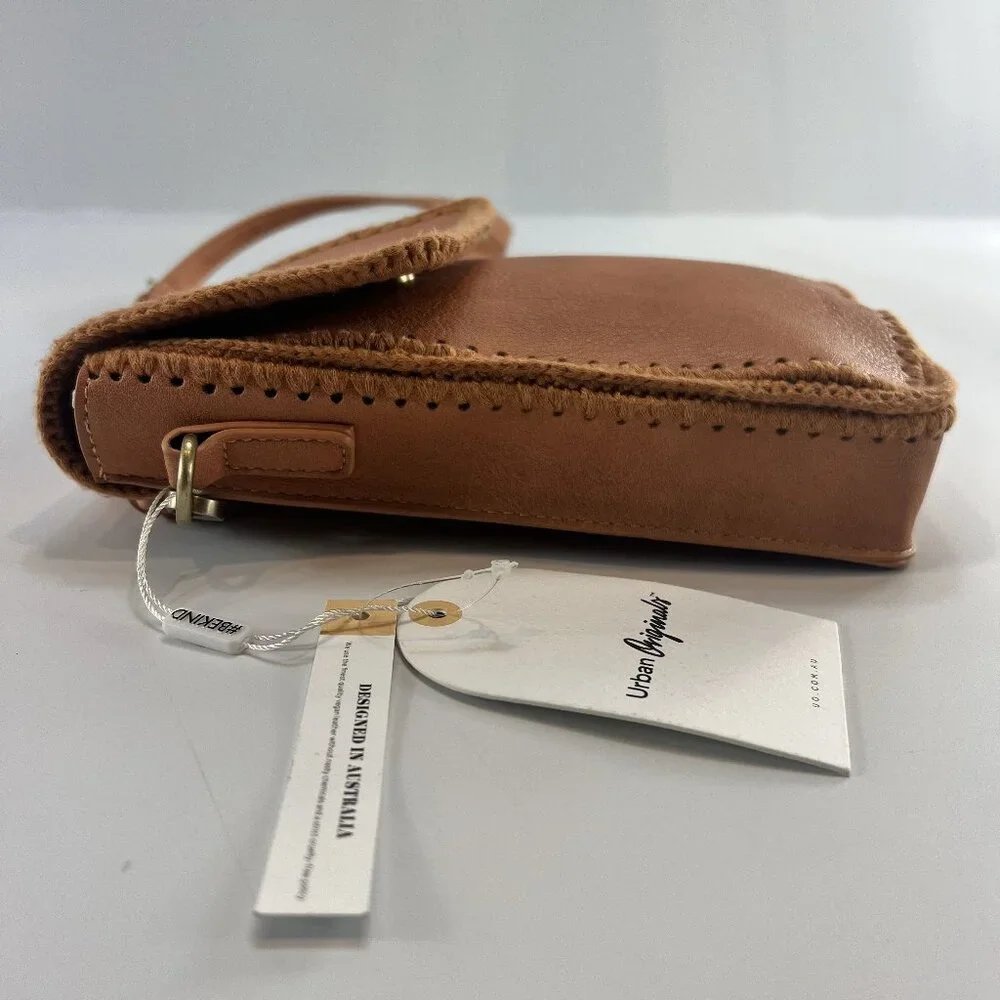 NWT Urban Originals Vegan Love Fest Crochet Crossbody Purse - Picture 6 of 16